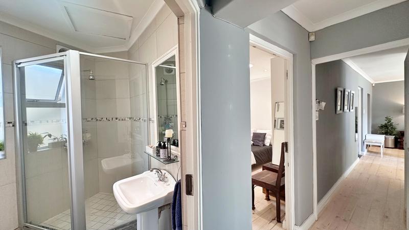 To Let 3 Bedroom Property for Rent in Van Riebeeckstrand Western Cape